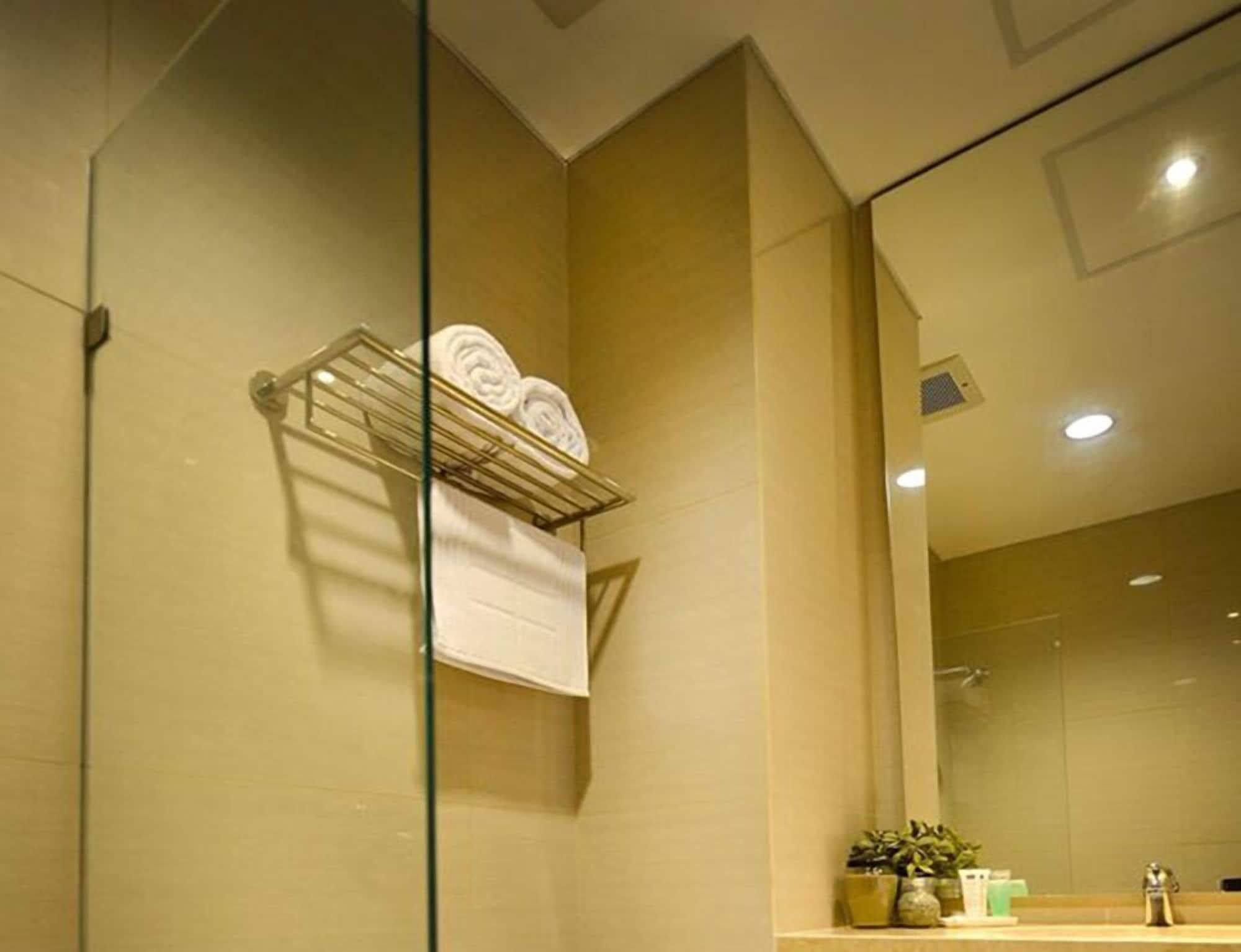 Kytos Hotel Бандунг Екстер'єр фото