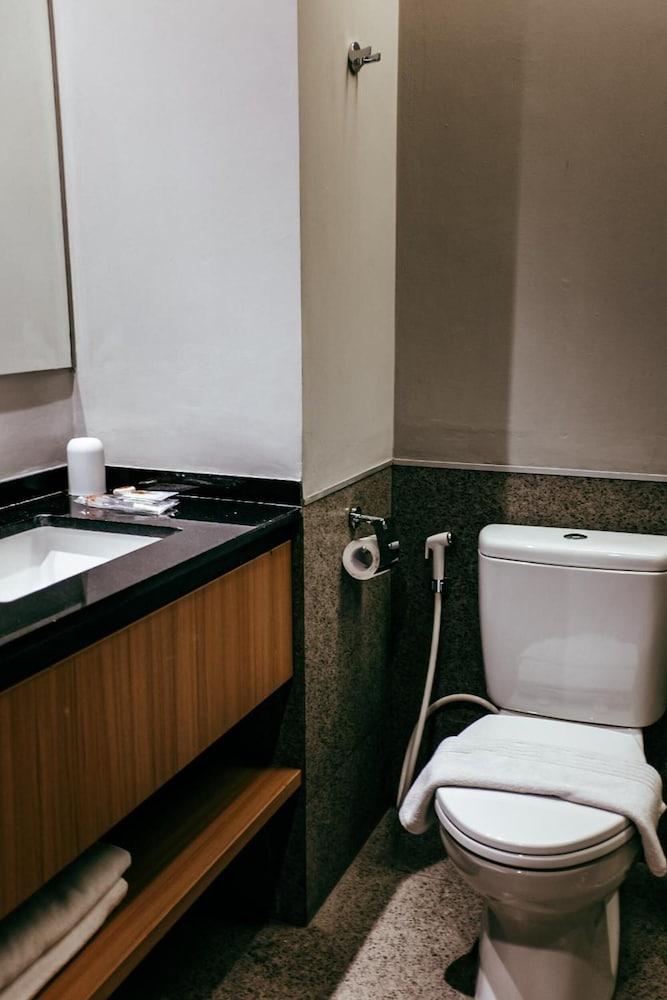 Kytos Hotel Бандунг Екстер'єр фото
